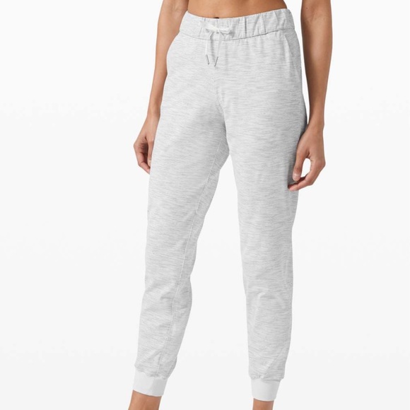 Lululemon On The Fly Jogger 28 Luxtreme 